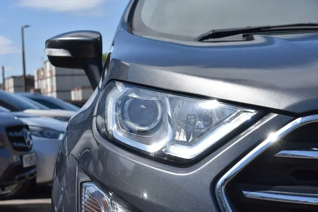 Used Ford Ecosport Zetec 100 HP (73 kW) 2018 Grey SUV