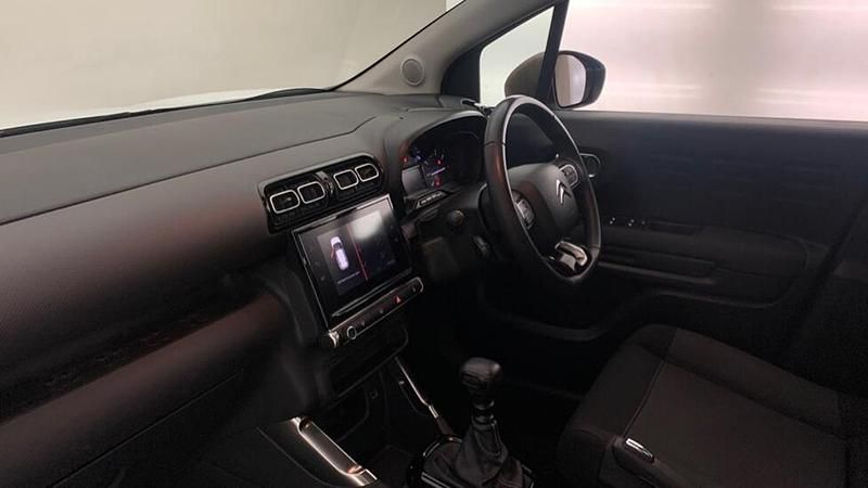 Used Citroën C3 Aircross PureTech 108 HP (79 kW) 2022 White SUV