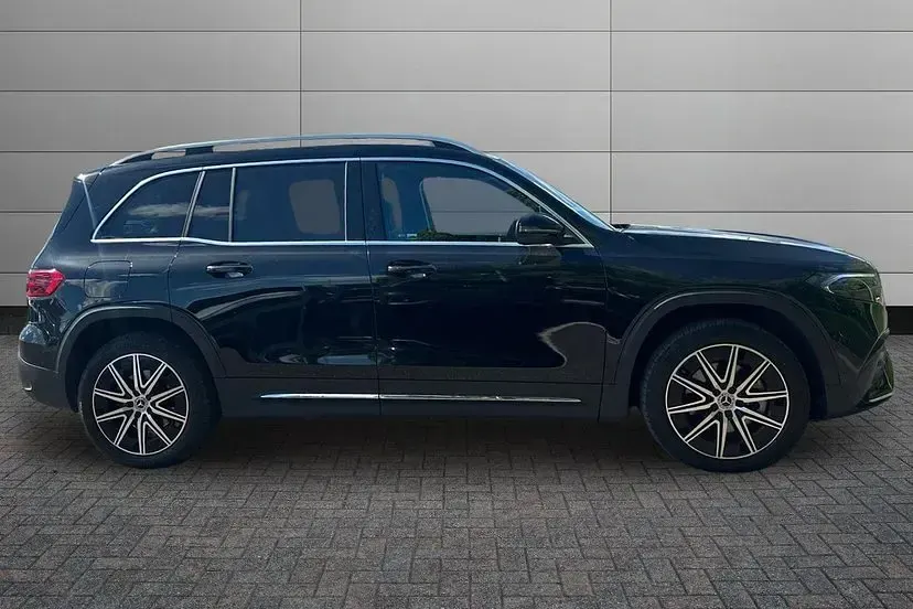 Used Mercedes EQB250+ Executive 139 kW (190 HP) 2024 Black SUV