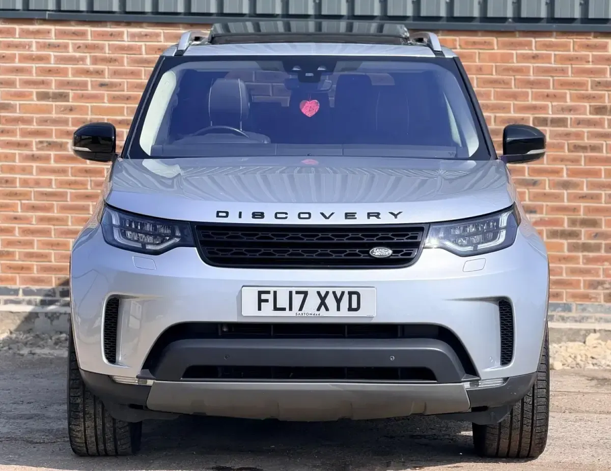Used Land Rover Discovery 5 HSE 2017 Silver SUV