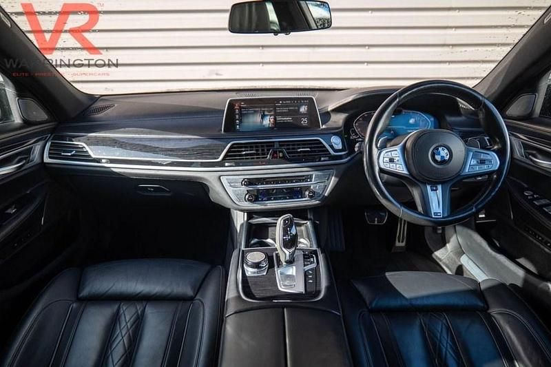 Used BMW 730 M Sport 265 HP (194 kW) 2019 Black Sedan
