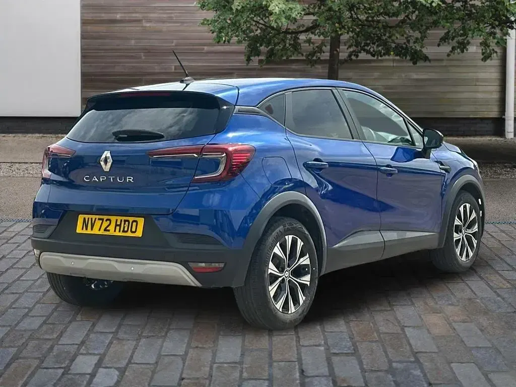 Used Renault Captur Evolution 91 HP (66 kW) 2023 Blue SUV