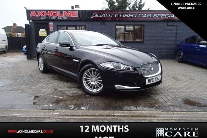 Used Jaguar XF SE 2011 Black Sedan
