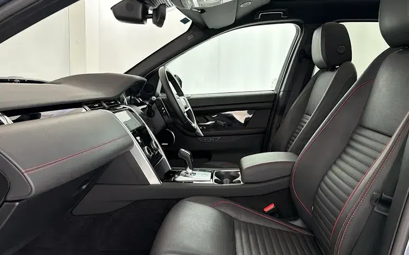 Used Land Rover Discovery 5 HSE Dynamic 309 HP (227 kW) 2023 SUV