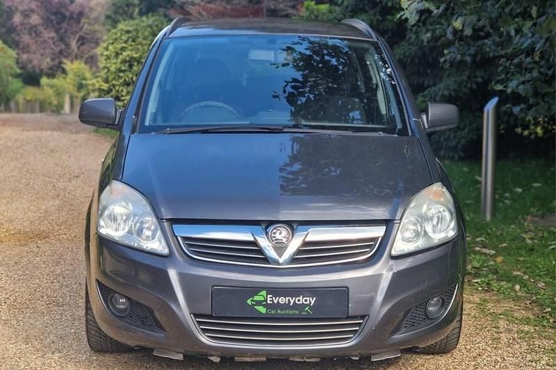 Used 2010 Vauxhall Zafira MPV | £699 (Super price) - Image 1/1