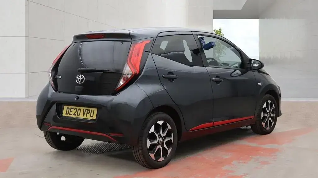 Used Toyota Aygo Trend 71 HP (52 kW) 2020 Grey Hatchback