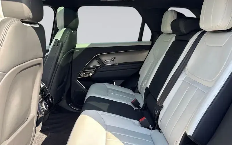 Used Land Rover Range Rover Sport SE Dynamic 460 HP (338 kW) 2026 SUV