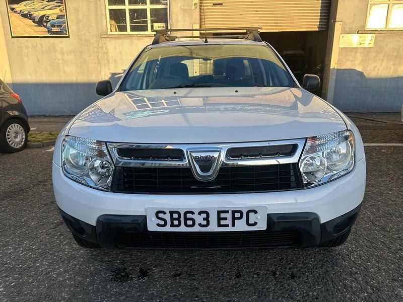 White Used 2013 Dacia Duster Acces Hatchback | £2,999 (Fair price) - Image 1/4