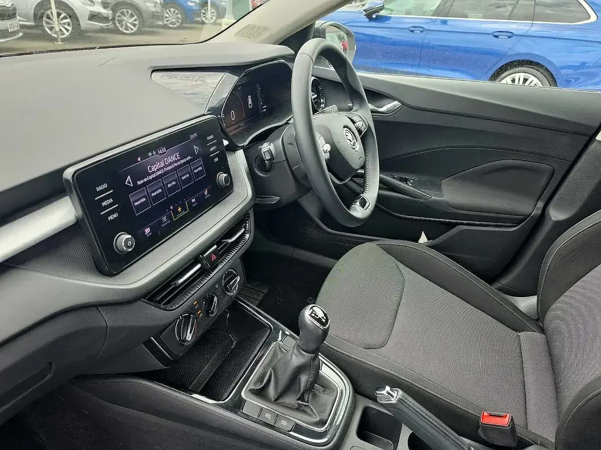 Used Skoda Fabia Colour Edition 70 HP (51 kW) 2023 Brilliant silver metallic body / black magic pearl effect roof Hatchback