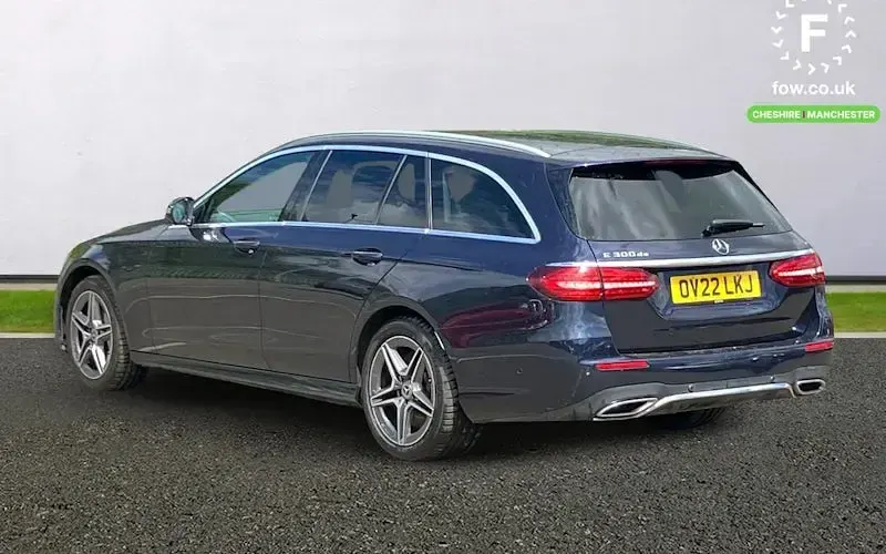 Used Mercedes E300 AMG line 306 HP (225 kW) 2023 Estate