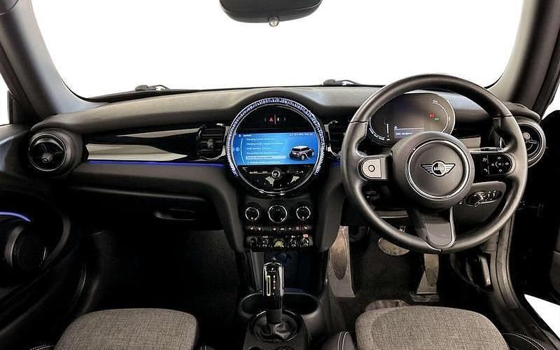 Used Mini Cooper Level 2 135 kW (184 HP) 2023 Hatchback