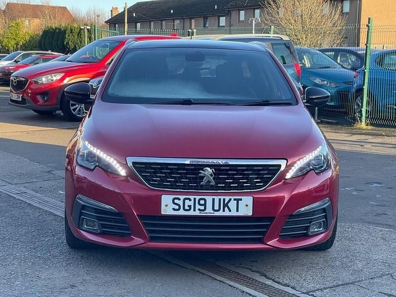 Used Peugeot 308 SW S 130 HP (95 kW) 2019 Red Estate