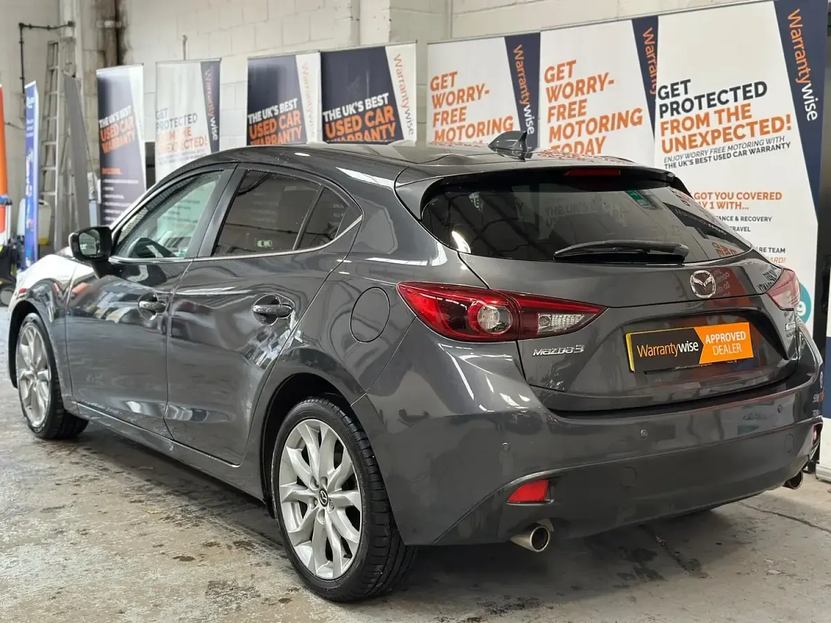 Used Mazda 3 Inclusive 120 HP (88 kW) 2015 Grey Hatchback