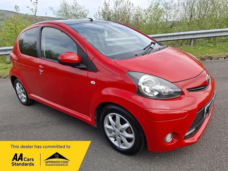 Usado Toyota Aygo 2013 Multicoloured Citadino