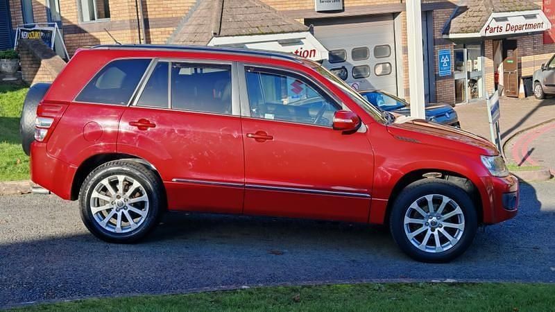 Used Suzuki Grand Vitara SZ5 169 HP (124 kW) 2014 Red SUV