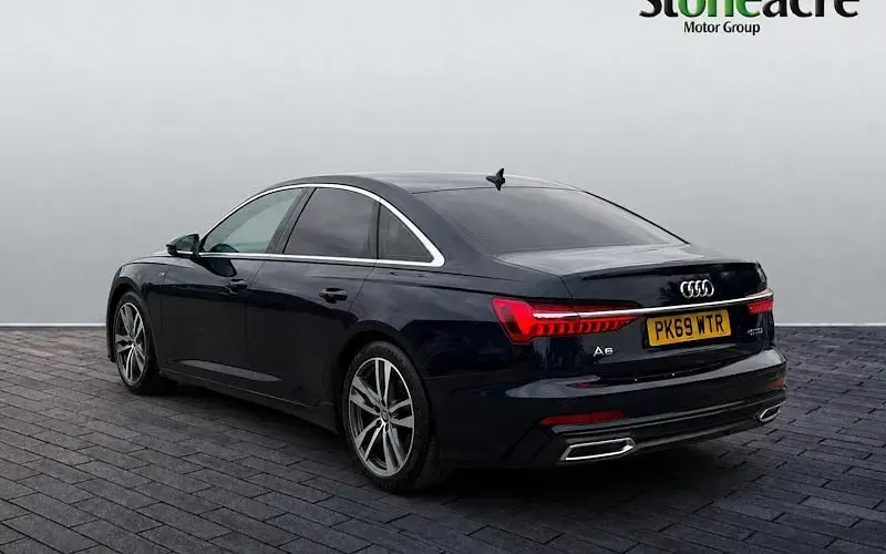 Used Audi A6 S-Line 204 HP (150 kW) 2021 Blue Sedan