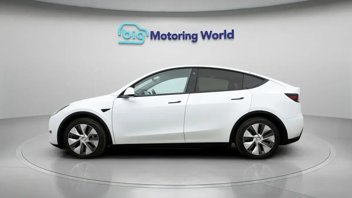 Used Tesla Model Y RWD 254 kW (346 HP) 2023 White SUV