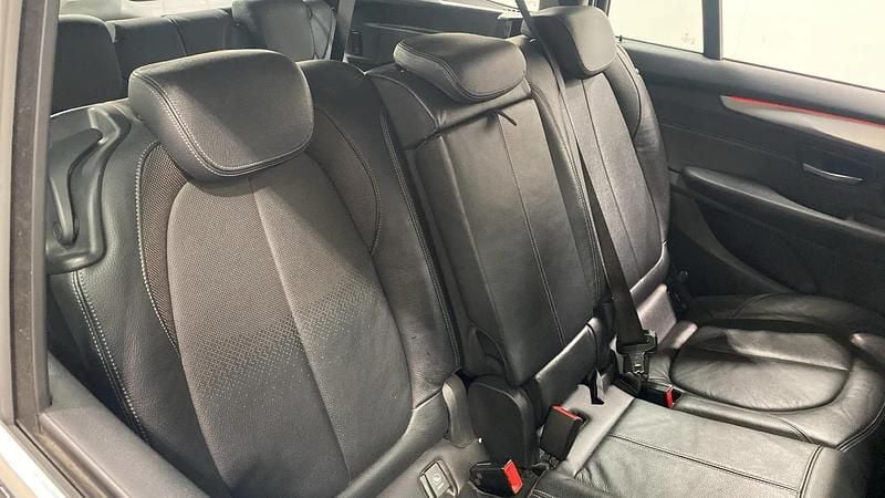 Used BMW 220 Luxury Line 190 HP (139 kW) 2018 Black Estate