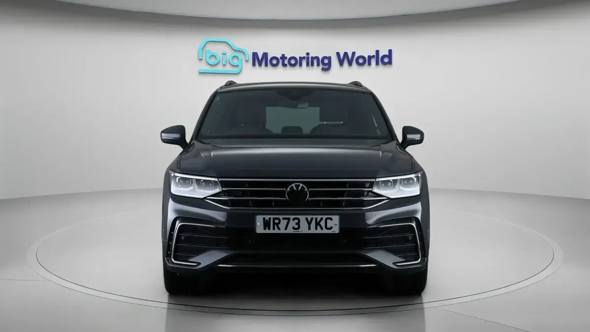 Used VW Tiguan R-line 242 HP (177 kW) 2023 SUV