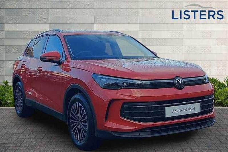 Used VW Tiguan Match 150 HP (110 kW) 2025 Cipressino green SUV