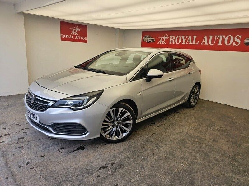 Used Vauxhall Astra SRi 2019 Silver Hatchback