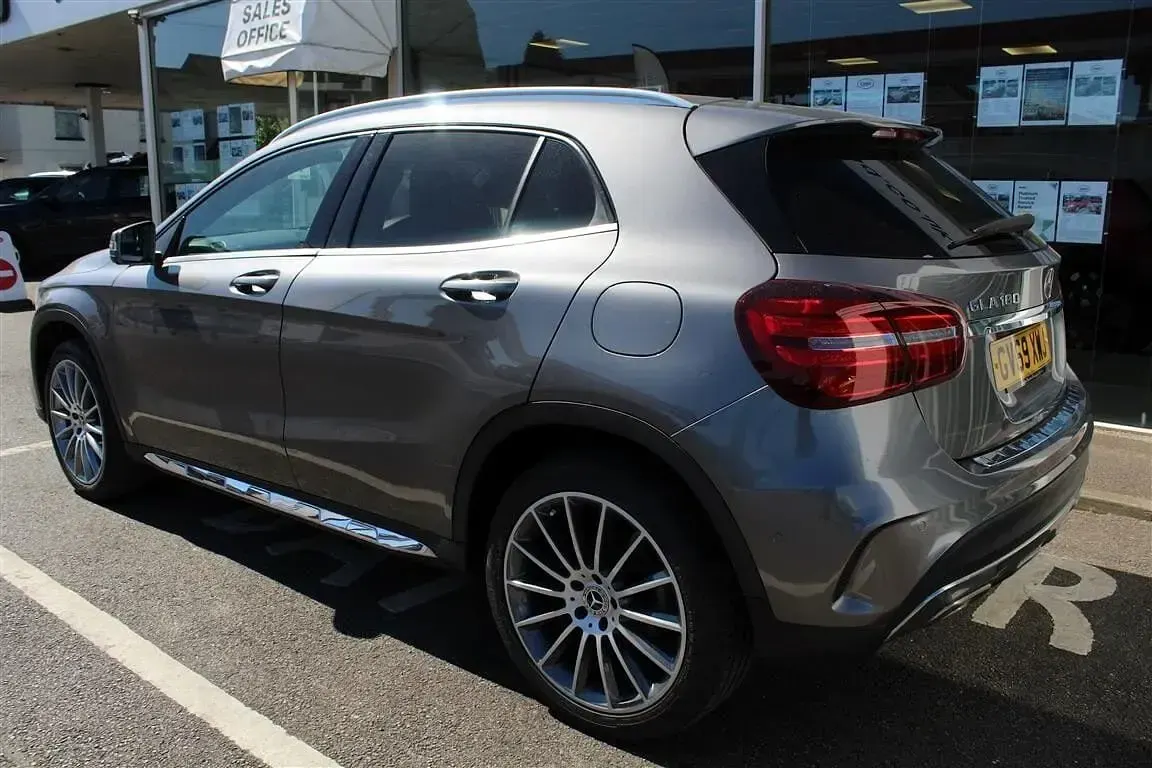 Used Mercedes GLA180 AMG line 134 HP (98 kW) 2020 Grey SUV