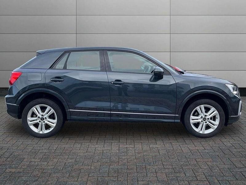 Used Audi Q2 Sport 113 HP (83 kW) 2024 Grey SUV