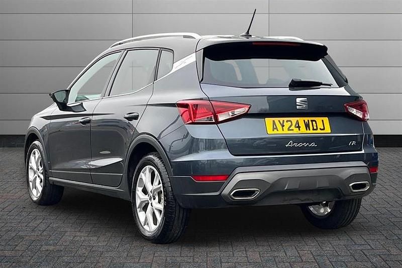 Used Seat Arona FR 110 HP (80 kW) 2024 Magnetic tech grey with black roof SUV