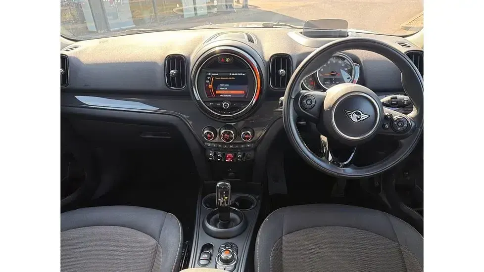 Used Mini Cooper Countryman Classic 136 HP (100 kW) 2020 Grey SUV