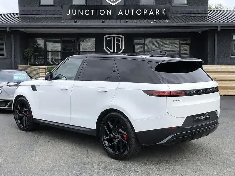 Used Land Rover Range Rover Sport SE 295 HP (216 kW) 2023 Fuji white SUV