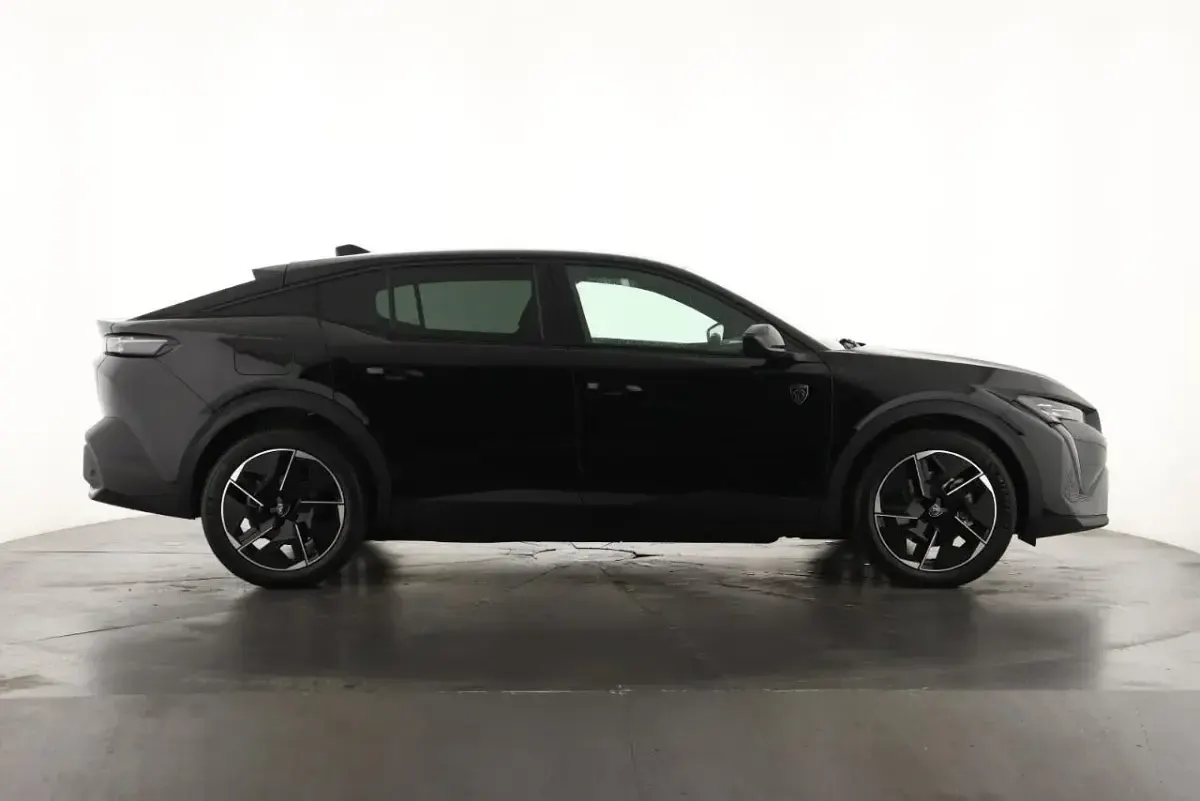 Used Peugeot e-408 GT 152 kW (207 HP) 2025 Black SUV