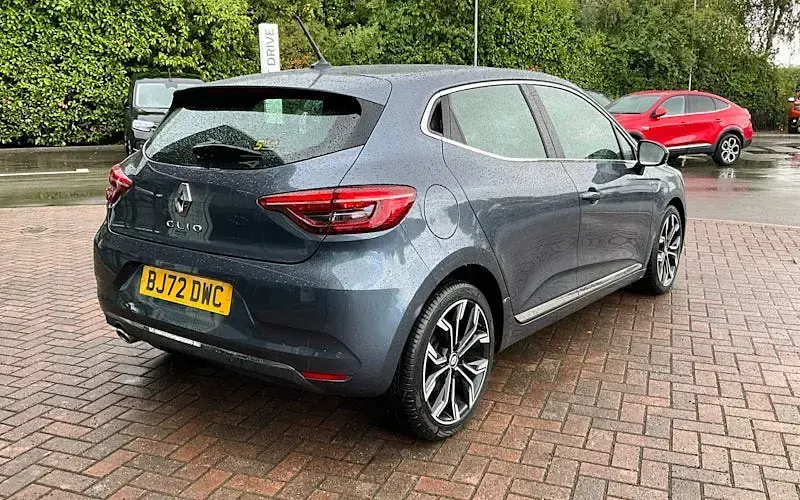 Used Renault Clio SE 90 HP (66 kW) 2022 Grey Hatchback