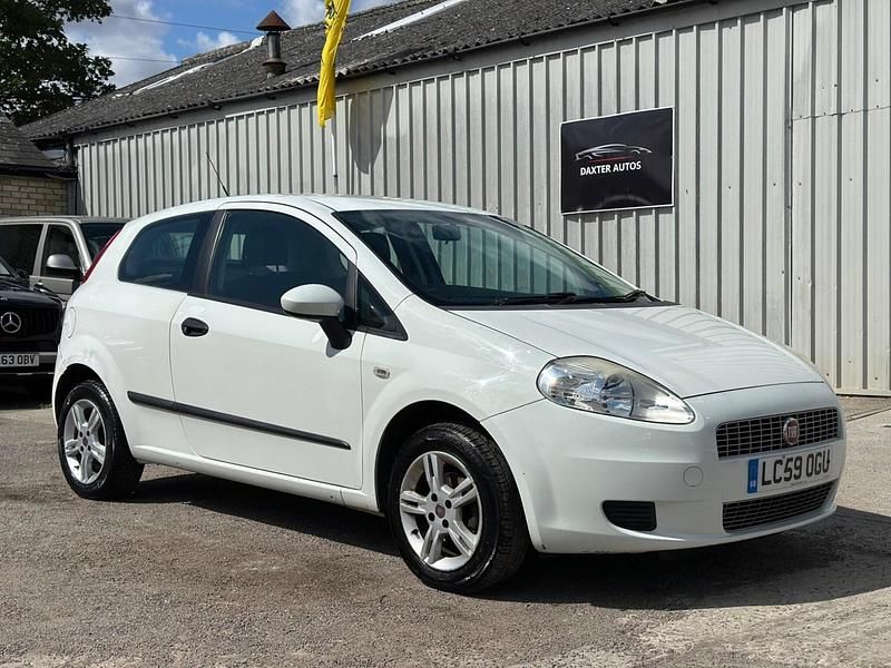 White Used 2009 Fiat Grande Punto Active Hatchback | £790 (Fair price) - Image 1/4