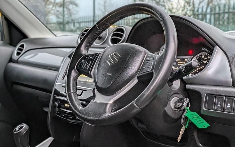 Used Suzuki Vitara SZ-T 120 HP (88 kW) 2018 SUV