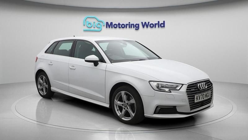 White Used 2020 Audi A3 e-tron Hatchback | £12,100 (Super price) - Image 1/4