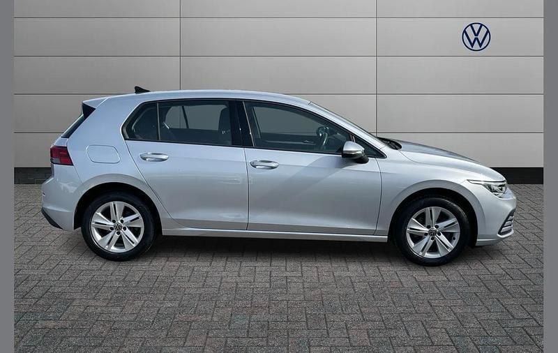 Used VW Golf VIII Life 147 HP (108 kW) 2020 Silver Hatchback