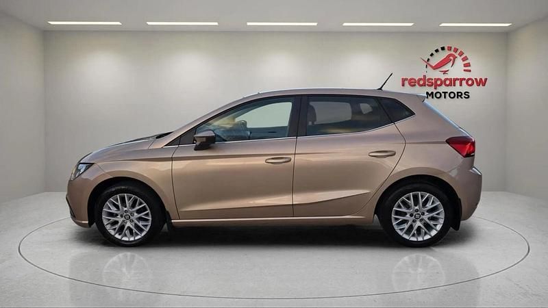 Used Seat Ibiza Design 95 HP (69 kW) 2018 Gold Hatchback