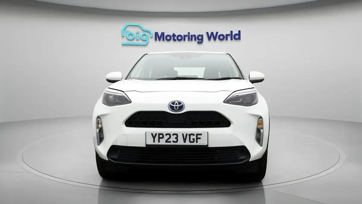 Used Toyota Yaris Cross 2023 White SUV