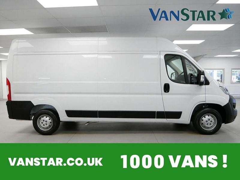 Used Citroën Relay 140 HP (102 kW) 2023 White Van