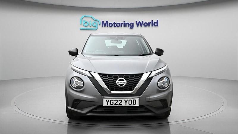 Used Nissan Juke Acenta 114 HP (83 kW) 2022 Grey SUV