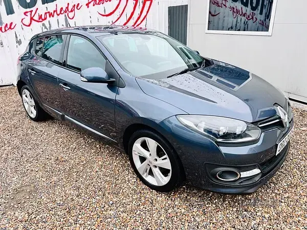 Used Renault Mégane Dynamique 2015 Grey Hatchback