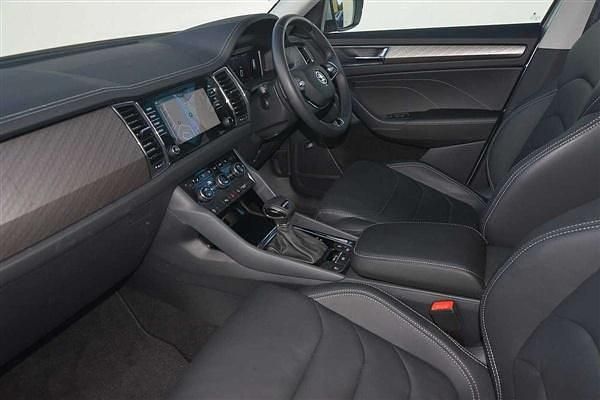 Used Skoda Kodiaq SE L Executive 147 HP (108 kW) 2024 Silver SUV