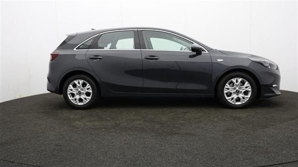Grey Used 2022 Kia Ceed 2 Hatchback | £11,795 (Fair price) - Image 1/1