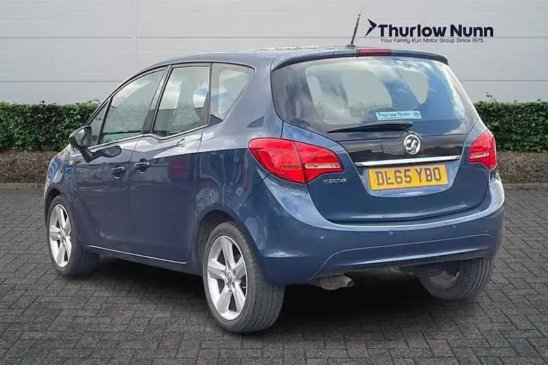 Second-hand Vauxhall Meriva 100 CP (73 kW) 2015 Albastru Monovolum