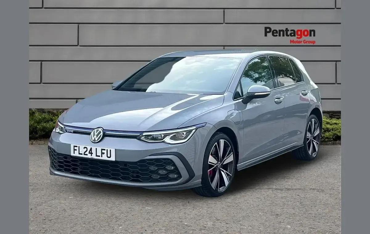 Used VW Golf VIII GTE 241 HP (177 kW) 2024 Grey Hatchback