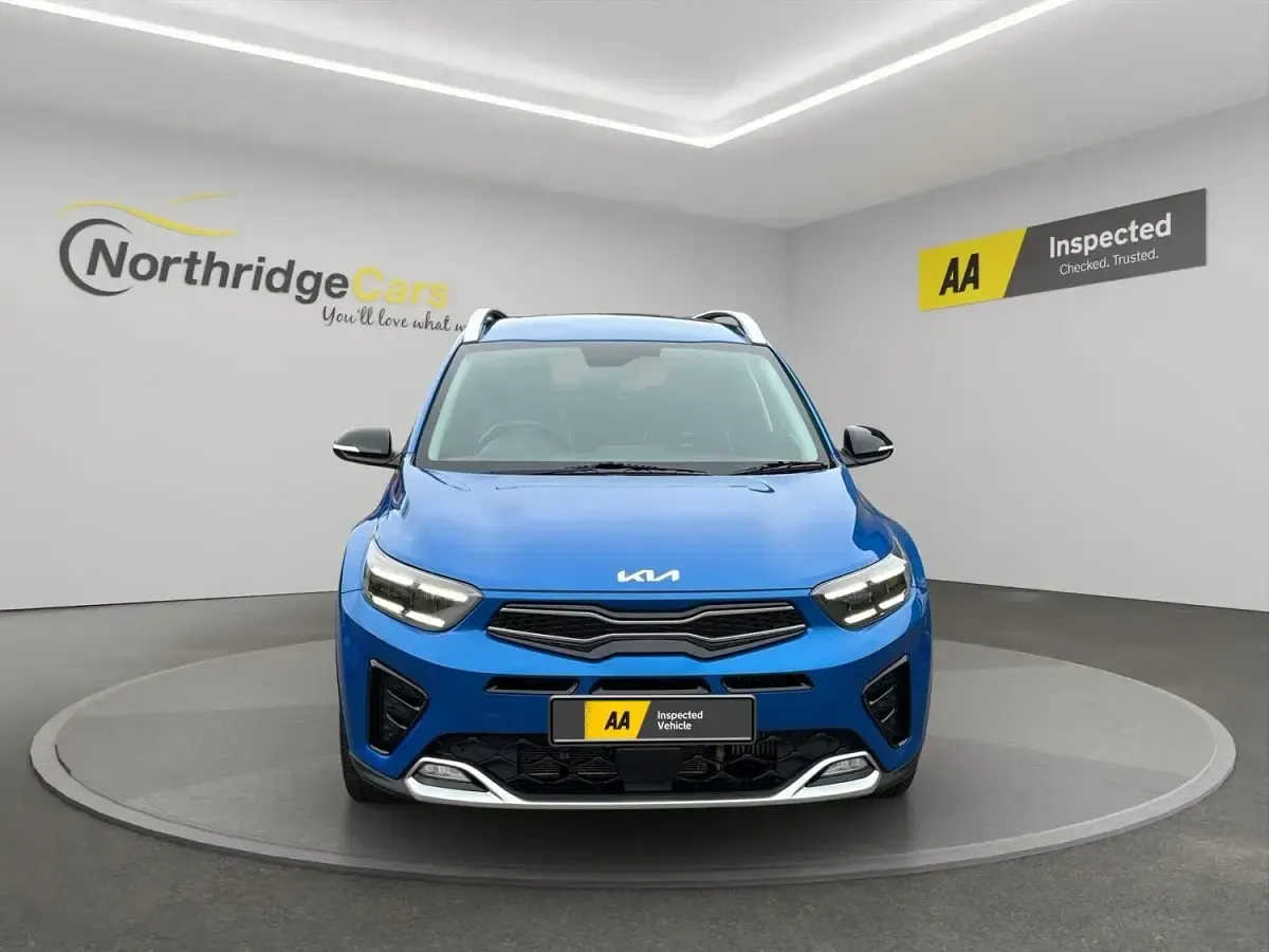 Used Kia Stonic GT-Line S 98 HP (72 kW) 2024 Blue SUV