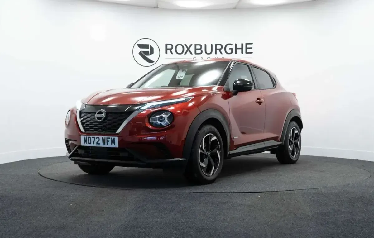 Używany Nissan Juke N-Connecta 143 KM (105 kW) 2023 Czerwony SUV