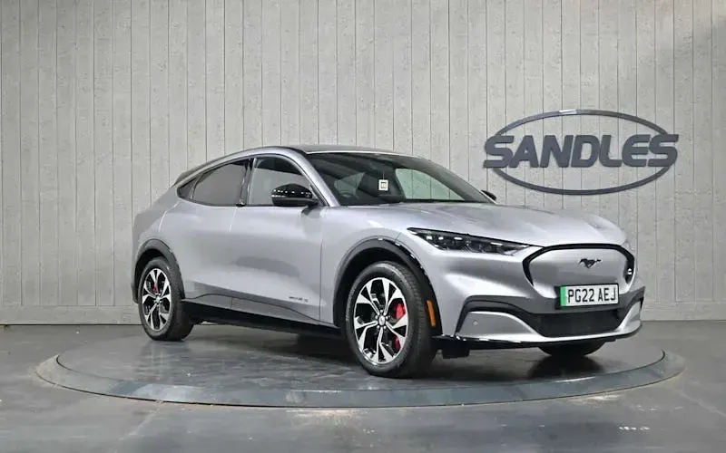 Used Ford Mustang Mach-E Standard Range 197 kW (269 HP) 2022 SUV