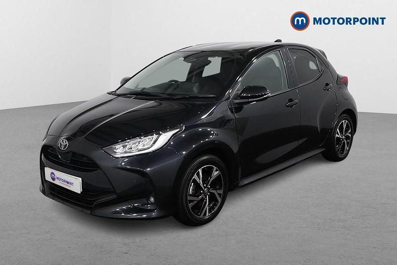 Used Toyota Yaris Hybrid Design 2024 Black Hatchback