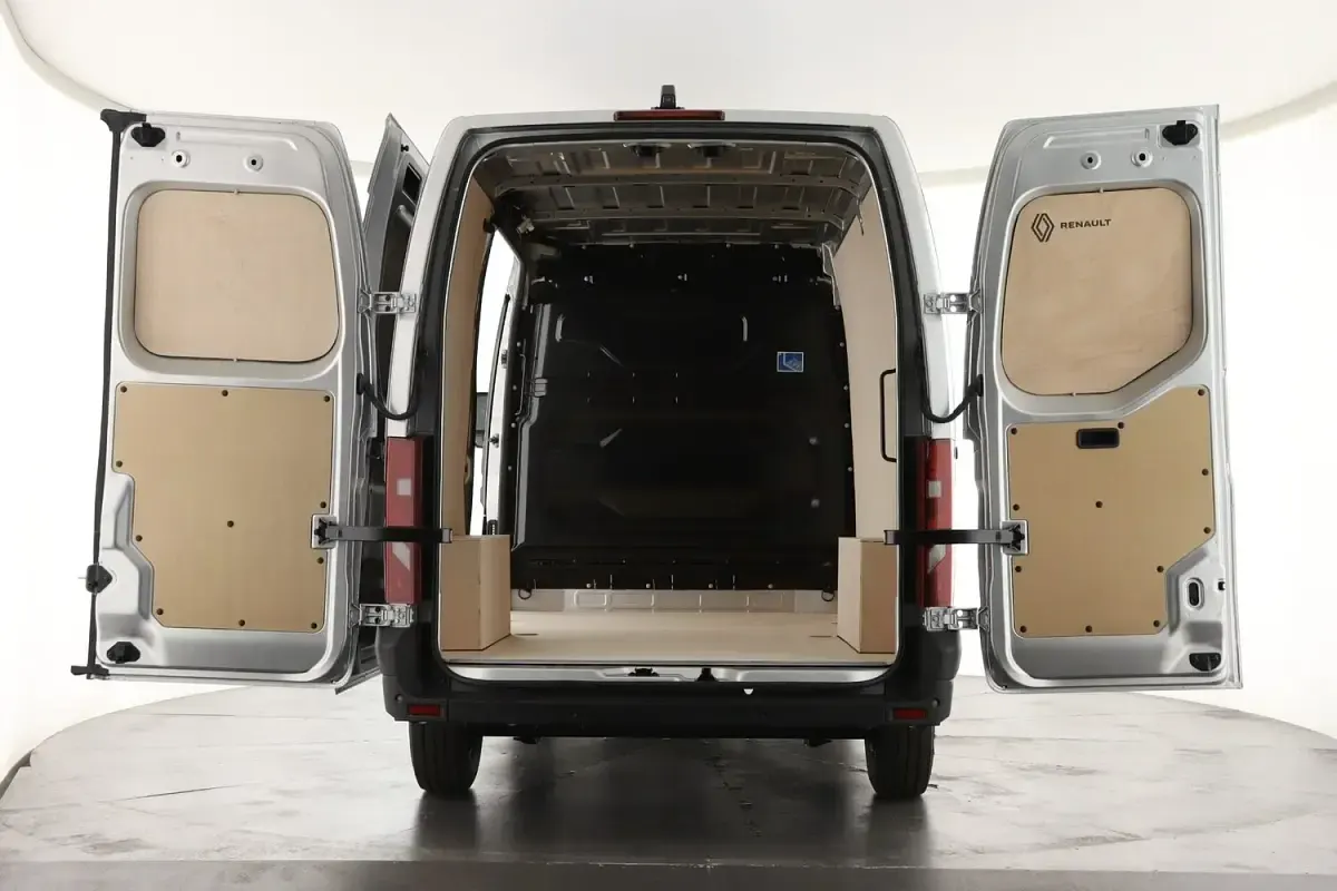 New Renault Master 2026 Grey MPV